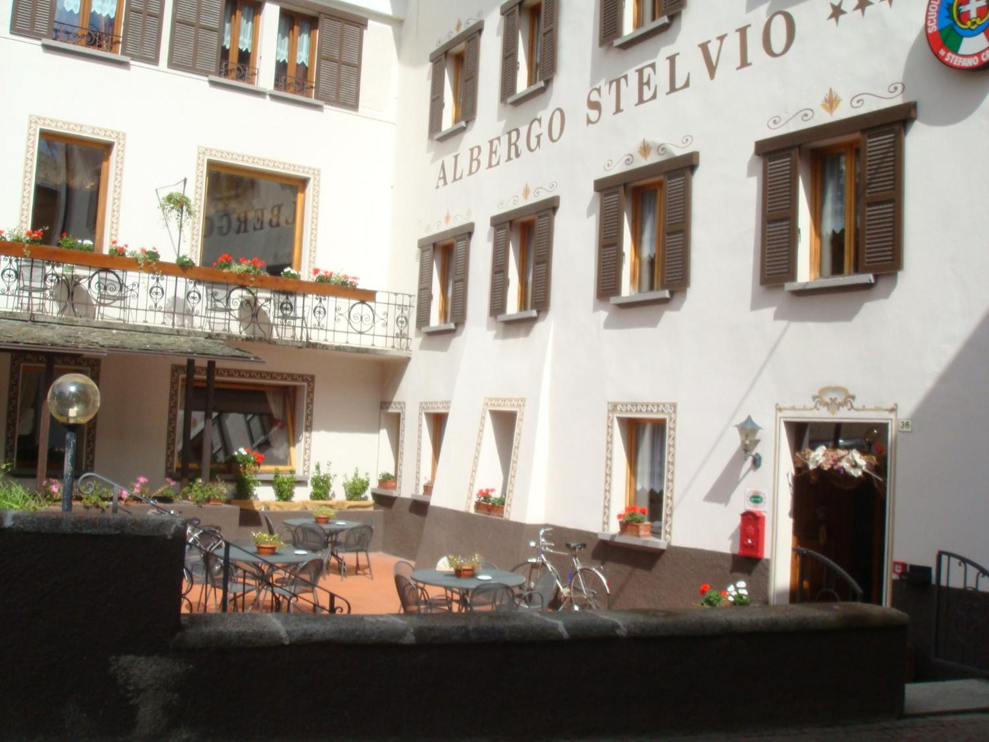 Hotel Stelvio 3*